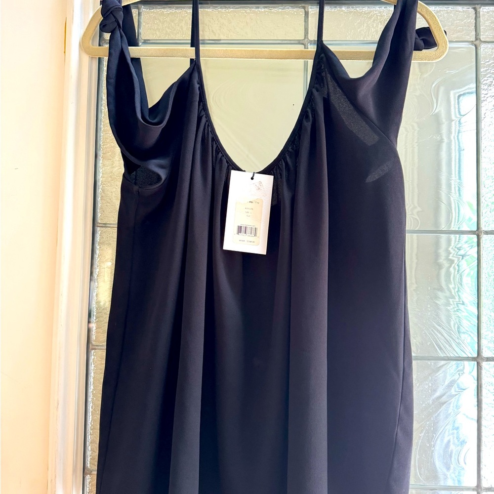 Bailey 44 cold shoulder black top, size large, NWT